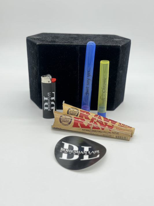 Grab a bundle kit, this cone comes with 2 cones, one of each size - 1.25 and king size, a Bohemian Lair Bic Ligher, 2 Doob Tubes, one to hold each size, and a Bohemian Sticker