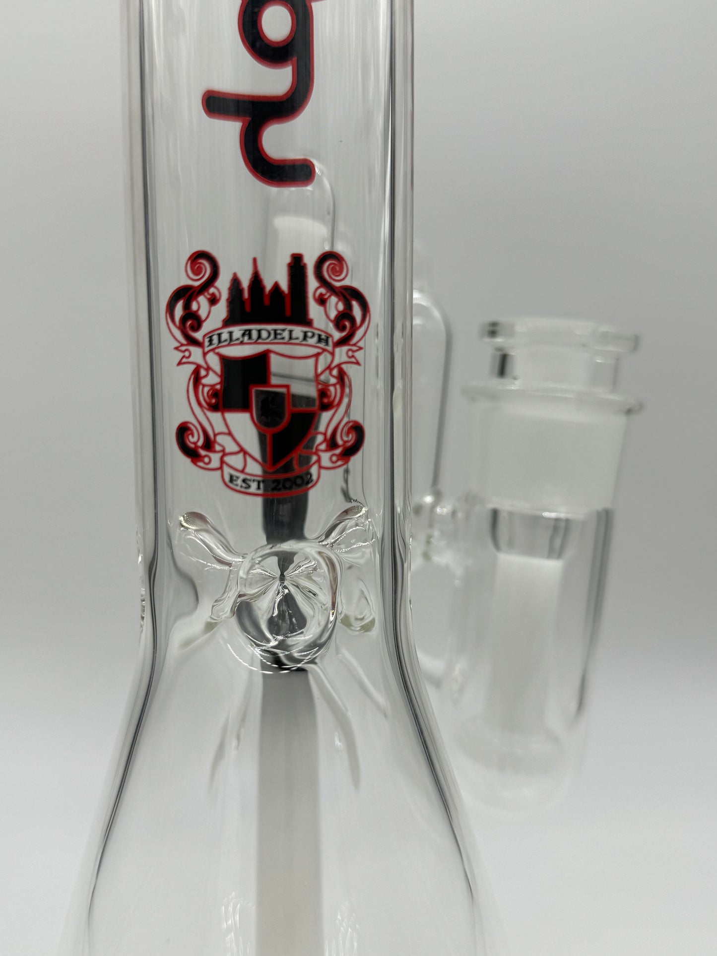 American Glass | Illadelph Beaker 5mm Black/Red w/ Disc Ash Catcher