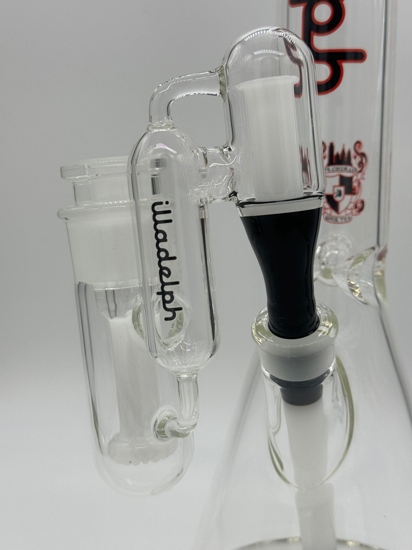 American Glass | Illadelph Beaker 5mm Black/Red w/ Disc Ash Catcher