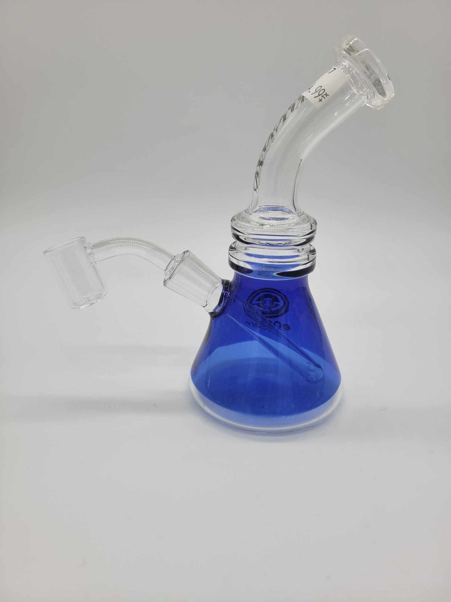 encore Glass - 7 inches tall, comes with a banger